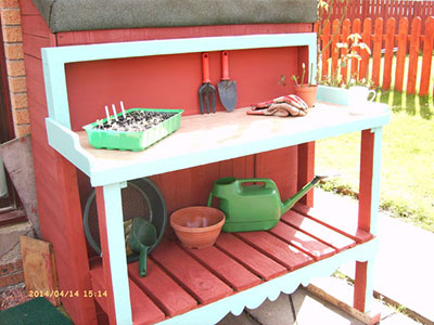 Big Pallet Potting Bench