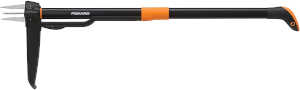 This image has an empty alt attribute; its file name is Fiskars-39-4-Claw-Weeder.jpg